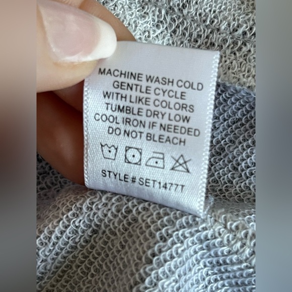 Ellie & Kate size XL Pot leaf Hoodie zip up , gray, and black - Picture 7 of 8